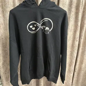 블랙 코끼리와 하트 무한대 마크 후드티
