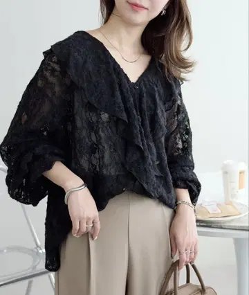 기모 레이스 프릴 블라우스 블랙 긴팔 블라우스