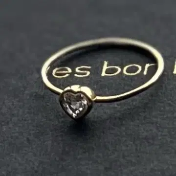 2.6만 새상품 les bon bon 하트형 스톤 골드링