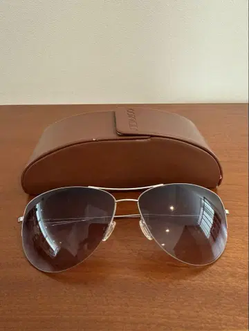 Oliver Peoples Strummer 티어드롭 실버
