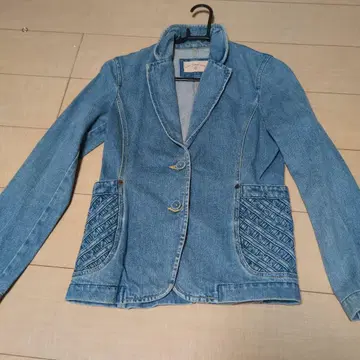 100엔 가격 인하 라이트 블루 데님 자켓 더블 버튼