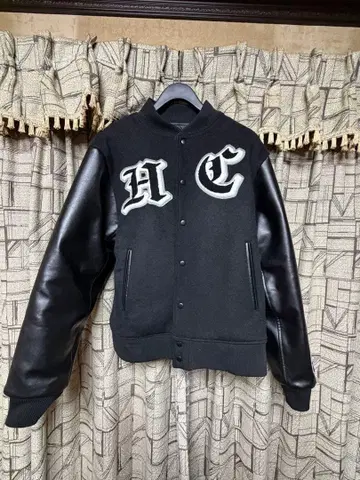 하우젠브로스 x 캔버스 Varsity Jacket