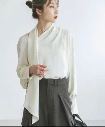 NOBLE 노블 아지메 스카프 블라우스 아이보리 긴팔