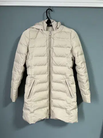 LACOSTE 다운 자켓 S 사이즈(36)