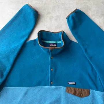 파타고니아 라이트웨이트 신틸라 스냅T 플리스 XXL 절개