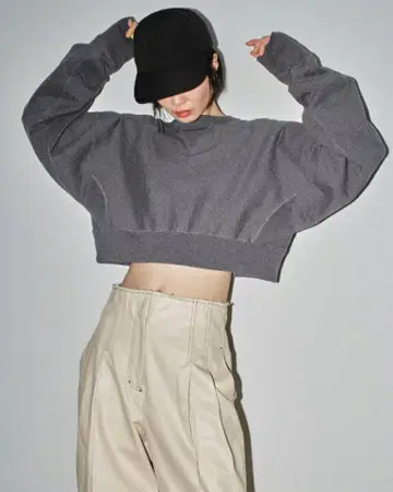 todayful 크롭 스웨트 풀오버/차콜 그레이