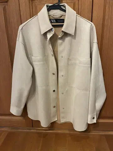 ZARA 베이지 스웨이드풍 긴팔 셔츠 XS