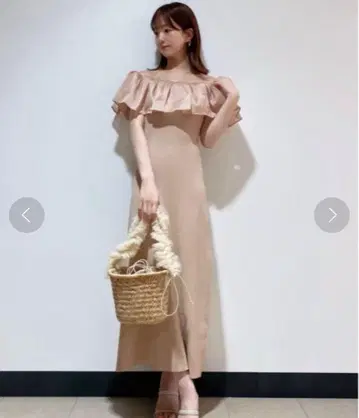 오프숄더 도킹 니트 원피스