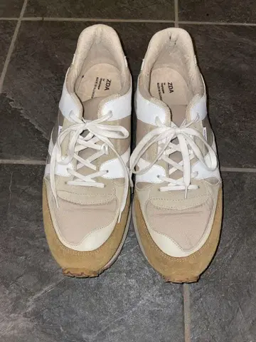 그래프페이퍼 ZDA 스니커즈 베이지/화이트