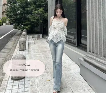 yilon 이로 Ice blue flare denim