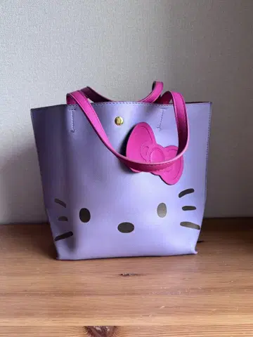 사만다 타바사 컬러즈 바이 제니퍼 스카이 키티 토트백