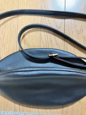 숲의 학교 코롱토 파우치 숄더 M 사이즈 가는 끈 거의 새상품