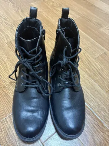블랙 지퍼 숏부츠