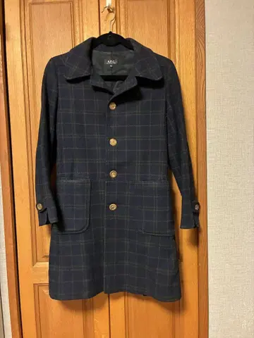 A.P.C. 네이비 체크 체스터 코트 XS