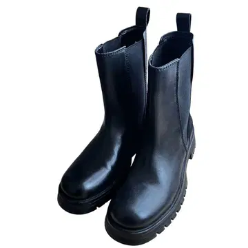 미사용 ZARA 가죽 트랙 밑창 첼시 부츠