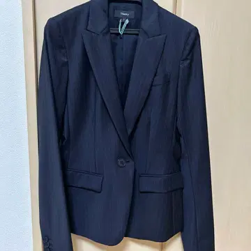컨디션 최상 Theory 다크 네이비 스트라이프 테일러드 자켓