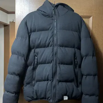 AZUL by moussy 블랙 다운 자켓 XL
