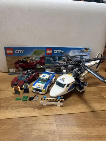 LEGO City 폴리스 헬리콥터와 폴리스카 60138