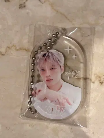 재중 RE:VERIE 가챠 아크릴 참