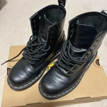 닥터마틴 부츠 롱 부츠