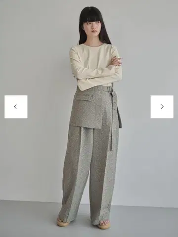 미사용 새상품 abor 벨트 스커트 레이어드 네프 턱 팬츠 그린 새상품