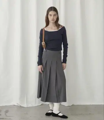 GIUNON pleated skirt / 플리츠 스커트
