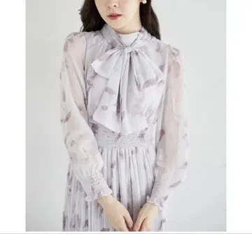 토코 클로젯 보타이 리본 포함 플라워 프린트 셔링 플리츠 원피스