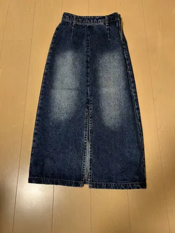 MLNELAL 다크 데님 타이트 스커트 슬릿 포함