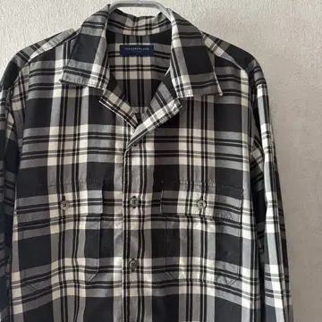 투모로우랜드 텐셀 오픈 카라 셔츠