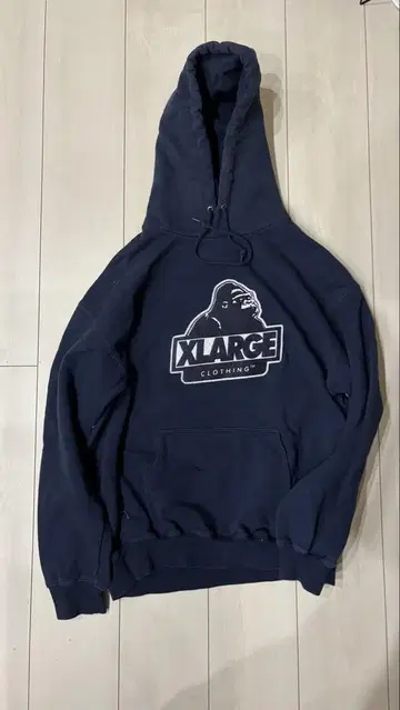 XLARGE 네이비 후드티 고릴라 로고
