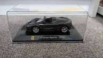 1/43 페라리 라페라리 아페르타 2016