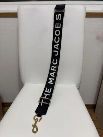 THE MARC JACOBS 마크제이콥스 숄더 스트랩 블랙