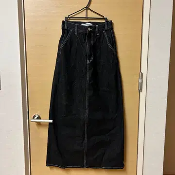 GIUNON 블랙 데님 롱 스커트