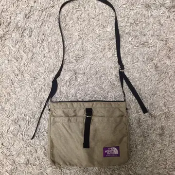THE NORTH FACE 베이지 숄더백