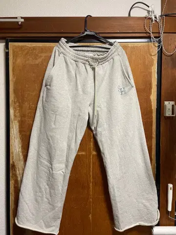 SUGARHILL 24SS 로고 맨투맨 트라우저
