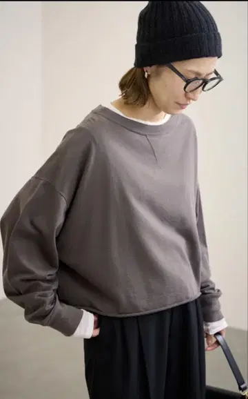 FRAMeWORK 미니 쭈리 숏 맨투맨