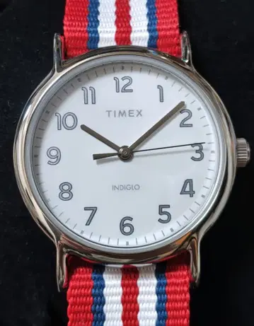 타이맥스 TIMEX 위켄더 weekender 쉐브론 새상품급 작동