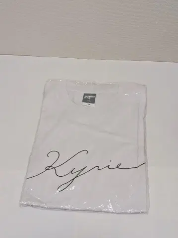 Kyrie 사인 셔츠 M 사이즈