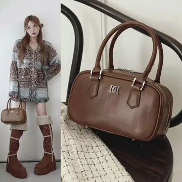 다리치 DD 로고 가죽 핸드백