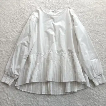 [ 새상품급 ] 백 플리츠 블라우스 화이트 긴팔 huitieme nid
