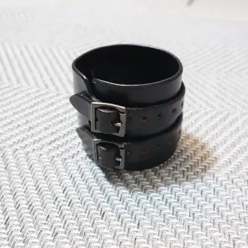JAM HOME MADE &ready made 블랙 가죽 뱅글