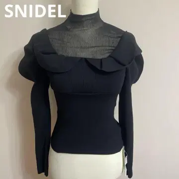 새상품 snidel 데콜테 시스루 도킹 니트 풀오버 블랙