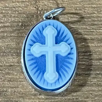 새상품급 agete 크로스 실버 목걸이 참 오벌 펜던트