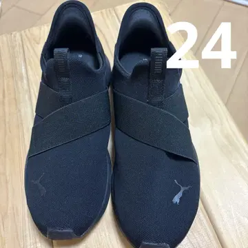 PUMA 스니커즈 24