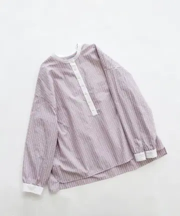 휴일과 시풍 블라우스