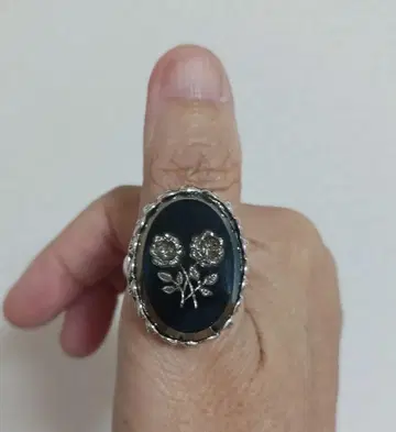 장미 인타글리오 반지