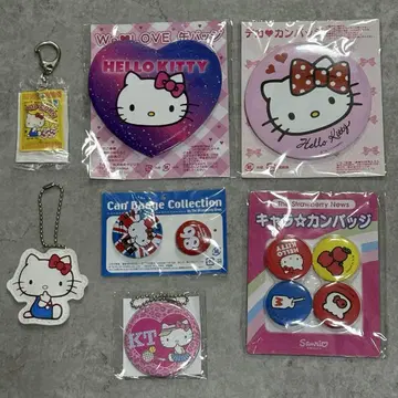 헬로키티 딸기신문 부록 캔뱃지 키링
