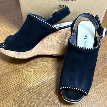 다이애나 샌들 블랙 통굽