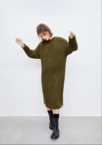 리브 니트 원피스 올리브 그린