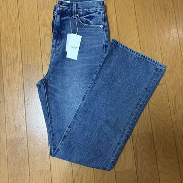 Vicente 스트레이트 데님 S 사이즈 택 포함 새상품